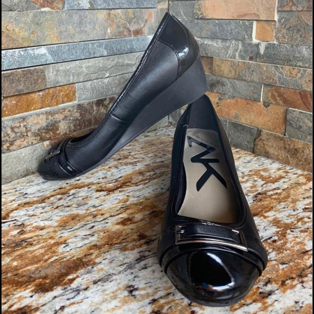 Anne Klein Sport Black Size 6M Comfort Slip ons